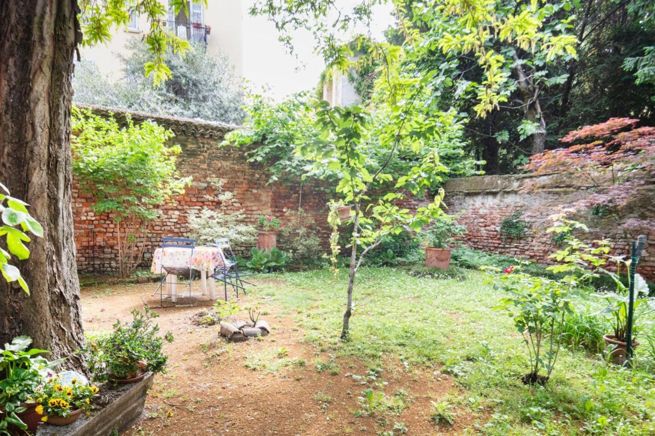 Easylife - Comodo Studio In Corso Di Porta Romana Milán Exterior foto