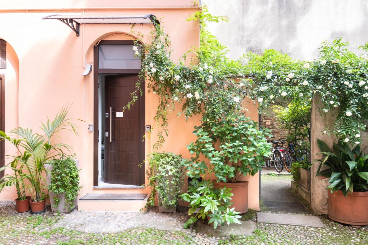 Easylife - Comodo Studio In Corso Di Porta Romana Milán Exterior foto